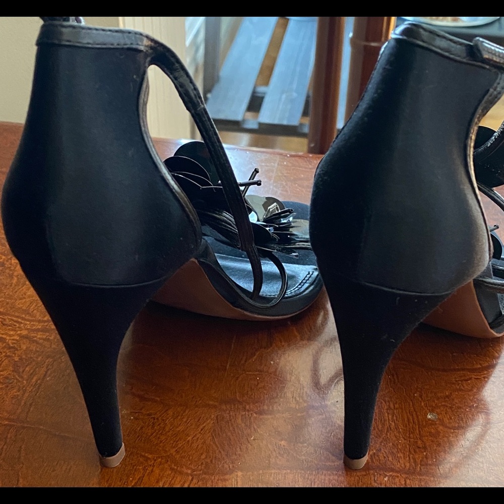 Tory Burch satin and sequined sexy heels! - Picture 2 of 6